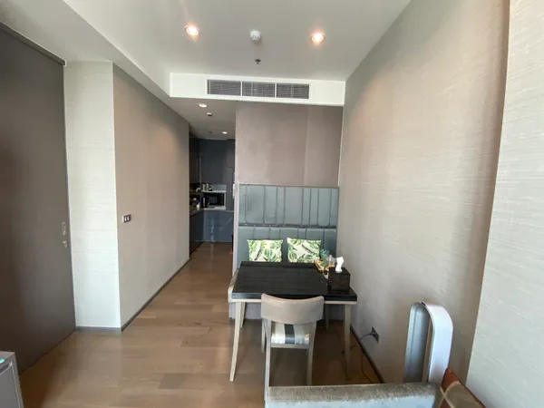 ขายขาดทุนครึ่งล้าน! The Diplomat Sathorn ติด BTS สุรศักดิ์ ชั้นสูงวิวสวย
