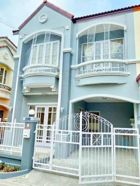 ทาวน์โฮม 2 ชั้น หัวมุม 3นอน 2น้ำ 37ตร.วา. 300 ตร.ม.กระทุ่มล้ม บางกระทึก ใกล้ เดอะโฟร์ธ สาย4 500 ม. ใกล้ตลาดศาลายา 900 ม.