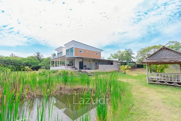 Unique Modern Loft Container Home for Sale on Massive 2-Rai Land Plot - Thap Tai Hua Hin