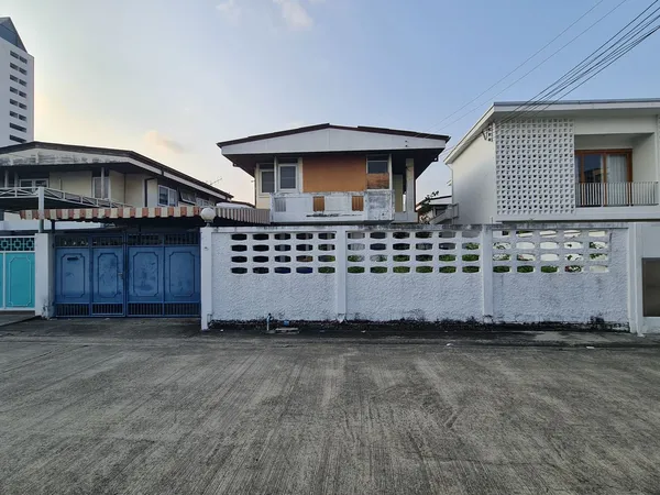 ⚡ ให้เช่า บ้านเดี่ยว 2 ชั้น หมู่บ้านเสรี 2 ซอย รามคำแหง 24 แยก 28 ขนาด 60 ตร.ว. ⚡