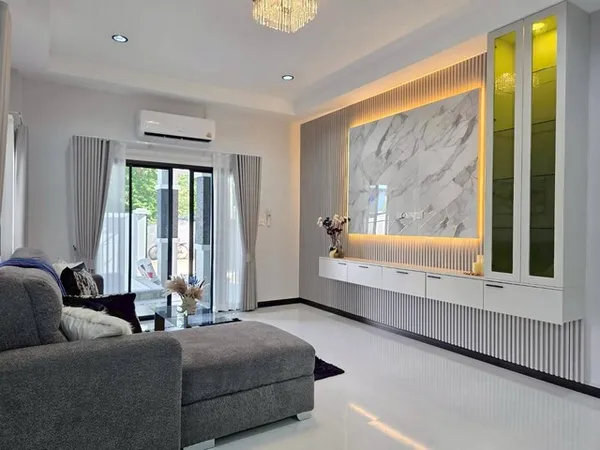 บ้านเดี่ยวสร้างใหม่ พร้อมสระว่ายน้ำส่วนตัว พิกัด : ห้วยใหญ่