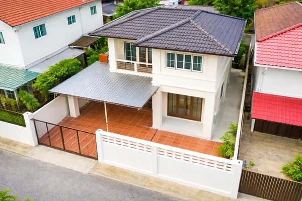 MRT ห้วยขวาง 1กม. เต็มพื้นที่! บ้านเดี่ยวใหม่ 4-5นอน ประชาอุทิศ เหม่งจ๋าย 1.26 กม. 2น้ำ พร้อมเฟอร์ฯครบ ใกล้รร.นานาชาติรี