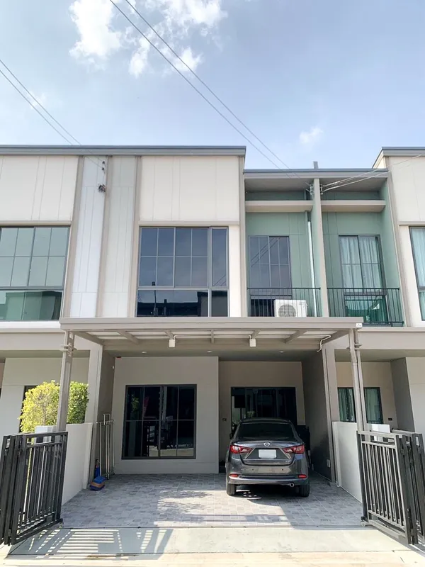 โครงการ SC Asset ทำเลรามคำแหง รถไฟฟ้า ราคา 5.39 ล้าน เฟอร์ครบ แอร์ 4 เครื่อง
ขายทาวน์โฮมหรู SC Asset | Verve รามคำแหง–วงแหวน
ถนนรามคำแหง | ราษฎร์พัฒนา | ซอยมิสทีน
เจ้าของขายเอง