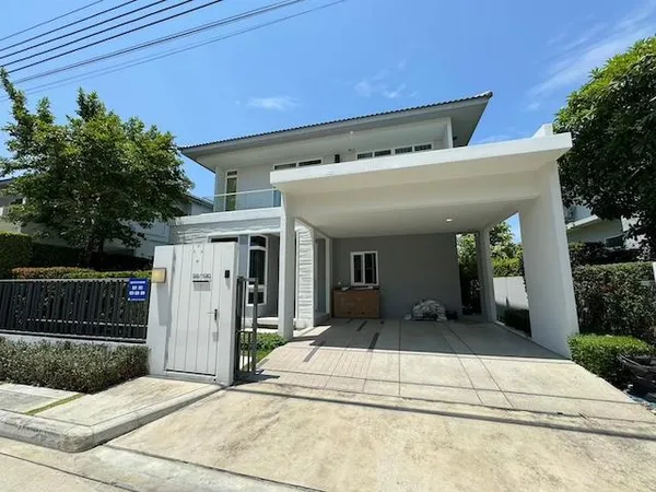 HR 9822 ให้เช่าบ้านเดี่ยวหรู มัณฑนา บางนา วงแหวน รามคำแหง 2 ใกล้ Mega บางนา บ้านสวยพร้อมอยู่ เฟอร์ครบ