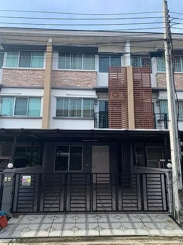 ให้เช่าทาวน์โฮม 3 ชั้น 3 ห้องนอน ทาวน์พลัส เกษตร – นวมินทร์ Town Plus Kaset – Nawamin ถนนคลองลำเจียก