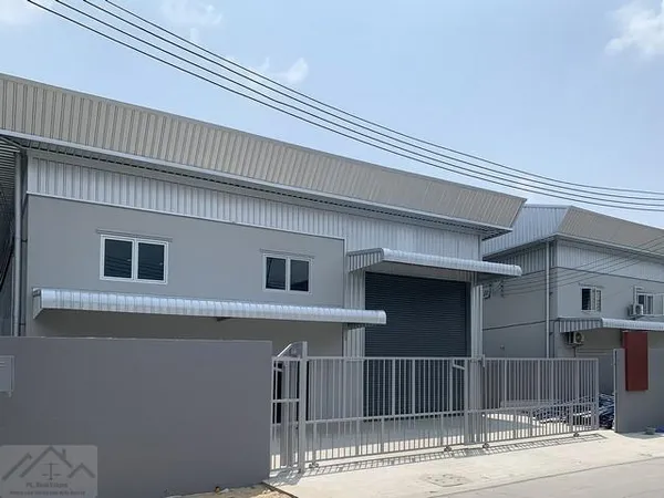 BR 1765 ให้เช่าโกดังสร้างใหม่พร้อมออฟฟิศ 450 ตรม. ถนนแพรกษา สมุทรปราการ จดนิติบุคคลได้ ขอ รง.4 บางประเภทได้