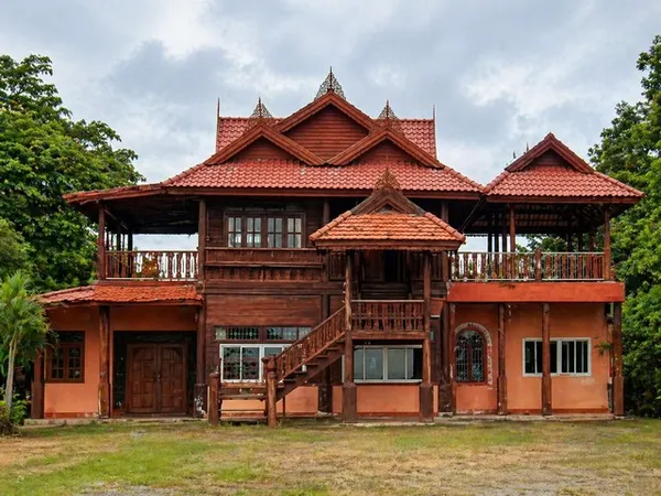 บ้านทรงไทยริมบึง 2 ไร่ วิวหลักล้าน โฉนดพร้อมโอน ที่ชัยภูมิ