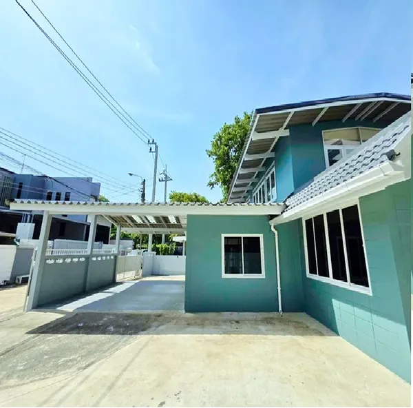 บ้านเดี่ยว 4นอน 3 น้ำ MRT บางซื่อ 900ม. ถนนรัชดา ใกล้ รถไฟฟ้าสีแดงจตุจักร 385ม. 300 ตร.ม. ตลาดประชานิเวศน์ 1.7 กม.