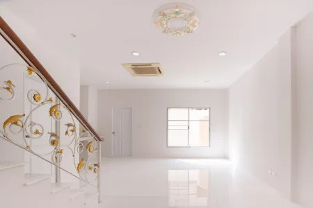 ขาย ทาวน์โฮม บ้านกลางกรุง แกรนด์เวียนนา พระราม 3