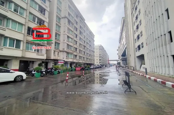 คอนโดมิเนียม เนื้อที่ 30.91 ตร.ม. โครงการ บางใหญ่ สแควร์ C1 (ใกล้ MRT สถานีตลาดบางใหญ่) ถนนตลิ่งชัน-สุพรรณบุรี ตำบลบางรักพัฒนา อำเภอบางบัวทอง นนทบุรี