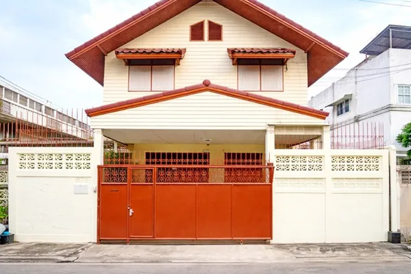 ฟอร์จูนทาวน์ 500 ม. ใกล้ MRT พระราม 9 700ม. ทำเลรัชดา1-5 เซ็นทรัล พระราม 9 บ้านเดี่ยว 4นอน 2น้ำ