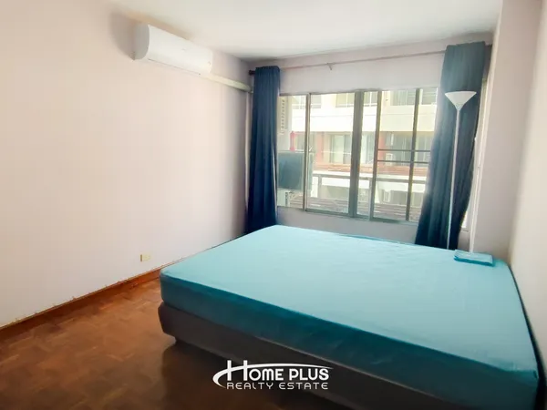 ขายพร้อมผู้เช่า พรีเมียร์ เพลส คอนโดมิเนียม ใกล้เดอะไนน์ เซ็นเตอร์ พระราม 9​