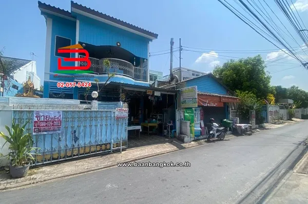 บ้านเดี่ยว 2 ชั้น เนื้อที่ 52 ตร.ว. ซอยนาคนิวาส 49 (ใกล้เซ็นทรัลอีสต์วิลล์) แขวงลาดพร้าว เขตลาดพร้าว