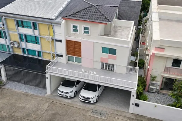 ใกล้ เซ็นทรัลอีสต์วิลล์ 400 ม. ถ.ลาดพร้าว71นาคนิวาส12-22 บ้าน 4 ชั้น หน้ากว้าง 8 เมตร 4นอน 3 น้ำ ถนนประดิษฐ์มนูธรรม 28 ต