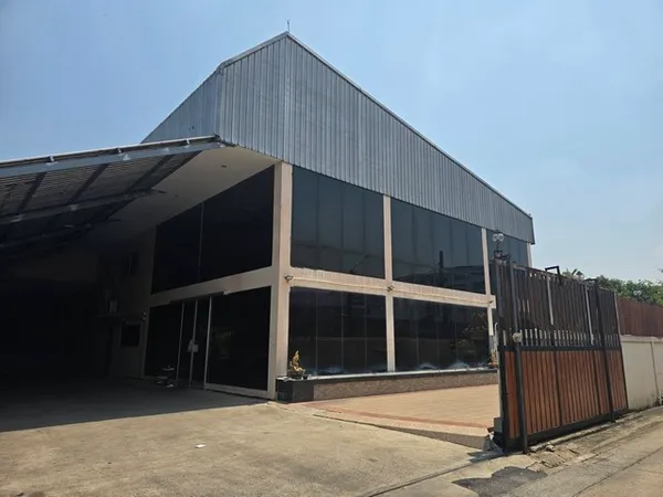 ให้เช่าโกดัง ขนาด 600 ตรม. พร้อมออฟฟิศ 2 ชั้น ย่านโชคชัย 4 ลาดพร้าววังหิน 47