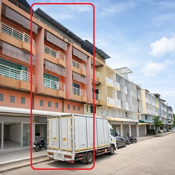 ใกล้ตลาดเซฟวัน 700 ม. 25 ตร.ว. 304 ตร.ม. นครราชสีมา ในเมือง สำเพ็งโคราช 300ม. อาคารพาณิชย์ 2 คูหา 3.5 ชั้น 6 นอน 8 น้ำ