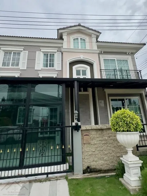 ขายบ้านเดี่ยว 2 ชั้น 2 หลังติดกันสไตล์ยุโรป 8 ห้องนอน Prestige พระราม 9-กรุงเทพกรีฑา บ้านเดี่ยวฟังก์ชันคุ้ม ใกล้รถไฟฟ้าแ