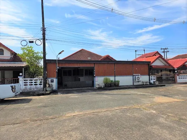 ขายถูกมาก!! บ้านเดี่ยว 50 ตร.ว. ม.เจริญทรัพย์ ทำเลทอง อ.กบินทร์บุรี จ.ปราจีนบุรี ตรงข้ามเขตอุตสาหกรรมกบินทร์บุรี