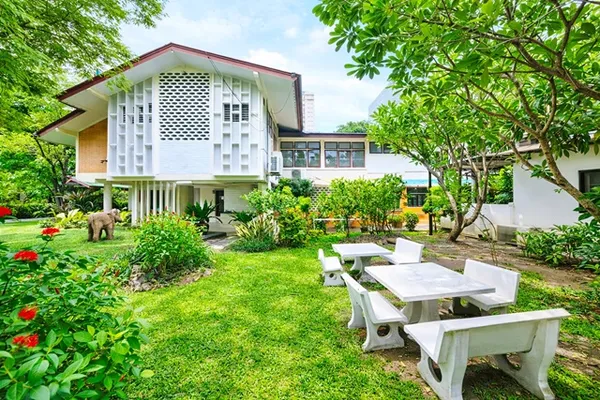 ใกล้ BTSอารีย์ 750 ม. ราชครู Produciton house Office คฤหาสน์ขนาดใหญ่มาก 12 นอน 500 ตร.ม. 5 น้ำ 84,998B-M. 1ไร่ 200ตรว. 5