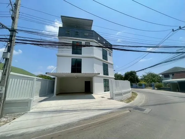 ขายโฮมออฟฟิศ 2 ชั้น พร้อมโกดัง 600 ตร.ม. ย่านท่าอิฐ บางรักน้อย ถนนรัตนาธิเบศร์