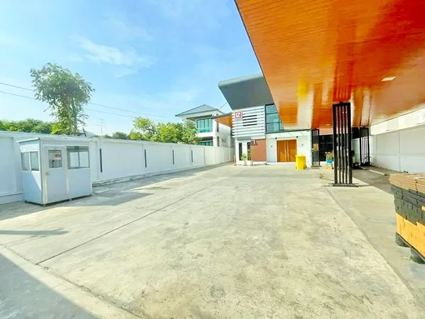 เดอะมอลล์ บางแค 2 กม.บางแค3-11 โกดังขนาดใหญ่ 750 ตร.ม. สำนักงาน 3 ชั้น 4นอน 4 น้ำ ใกล้ MRTบางแค 1 กม. และ BTS บางหว้า จอ