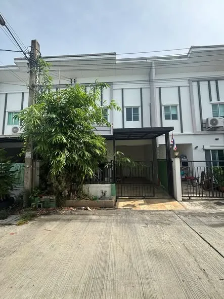 ขายบ้านทาว์นโฮม  หมู่บ้านไลโอ นอฟ วงแหวน - ปิ่นเกล้า (พระนอน) | Lio NOV Wongwaen-Pinklao
