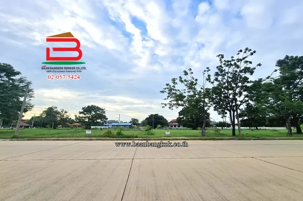 ที่ดินเปล่า หมู่บ้านเดอะลากูล 1-2 เนื้อที่ 247.6 ตร.ว (ตรงข้ามตลาดโรงเกลือท้ายเกาะ) ตำบลท้ายเกาะ อำเภอสามโคก ปทุมธานี