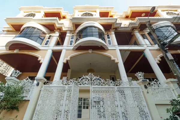 Luxury Townhome 5 ชั้น | ทองหล่อ ซอย 25 | 400 ตร.ม. 90,000/เดือน