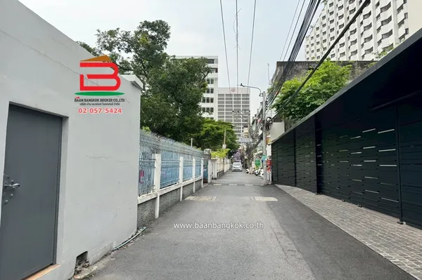 ที่ดิน ซอยสีลม 11 เนื้อที่ 230 ตรว. ใกล้มูลนิธิตระกูลหว่อง ถนนสีลม แขวงสาทร เขตบางรัก