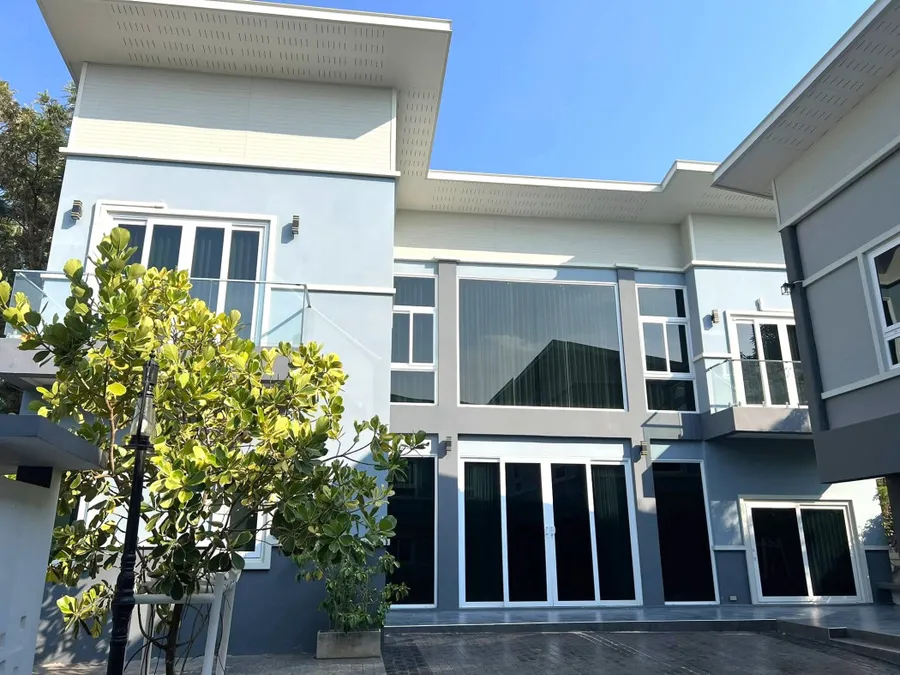 บ้านเดี่ยว 2 ชั้น เนื้อที่ 250 ตร.ว. สะพานมิตรภาพไ