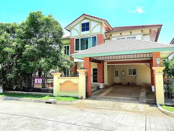 ขายบ้านเดี่ยวหรู โครงการลัดดารมย์ อีลีแกนซ์ รามอินทรา โดย Q House