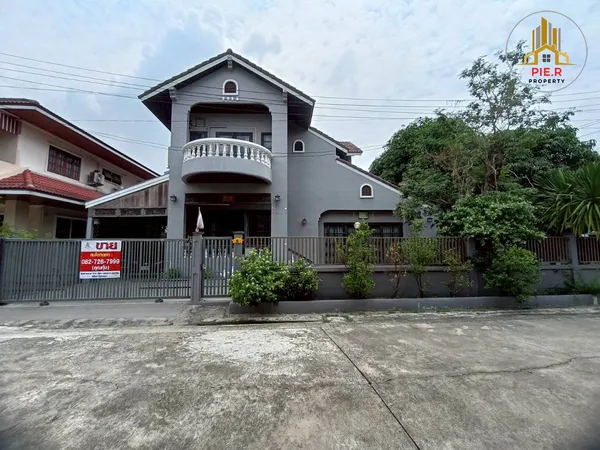 โครงการนครินทร์การ์เด้น : บ้านเดี่ยวหลังมุม2ด้าน-มีพื้นที่ด้านข้างกว้างขวาง บรรยากาศร่มรื่น