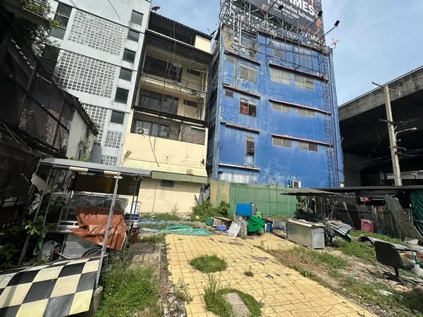 ขาย ที่ดิน 45.3 ตรว. ซอยโทรคาเดโร ถนนสุรวงศ์ เหมาะทำบ้านอยู่อาศัย โฮมออฟฟิศ ร้านอาหาร