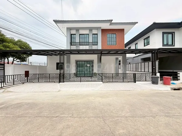 ขายบ้านเดี่ยว 2 ชั้น หมู่บ้านพร้อมพัฒน์ 1 รีโนเวทใหม่ พร้อมอยู่ มีห้องนอนชั้นล่าง เนื้อที่ 40 ตรว 4นอน 3น้ำ