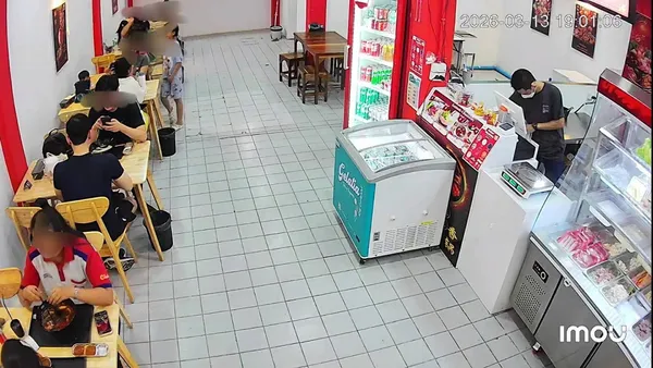 เซ้งถูกมาก!! ร้านหม่าล่าทั่ง ทำเลทอง ติดถนนใหญ่ ร้านสวย อุปกรณ์ครบ พนักงานพร้อม 
เปิดขายต่อได้ทันที