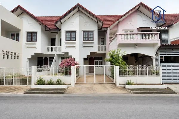 ขายทาวน์เฮาส์ 2 ชั้น หมู่บ้านสวนทองวิลล่า ซอยรามอินทรา 40 ใกล้รถไฟฟ้าสายสีชมพู(กม.6)