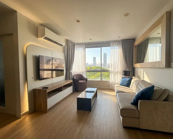 ขายพร้อมผู้เช่า Condo Sathorn Plus By The Garden ใกล้ MRT ลุมพินี 55 ตารางเมตร 1 ห้องนอน ชั้น9 ตกแต่งครบตามรูป