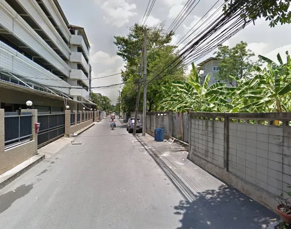 ขายที่ดินปุณณวิถี20 สุขุมวิท101 เดินไป BTS 850 เมตร ที่ดิน Punnawithi 136 ตร.ว ใกล้รถไฟฟ้าบีทีเอส ใกล้ห้างทรูดิจิตอล Cloud11 BangkokMall ซีคอนศรีนครินทร์ เซ็นทรัลบางนา ขายถูก 087-9074045