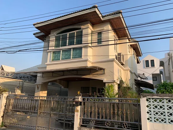 ⚡ ให้เช่า บ้านเดี่ยว 2 ชั้น ซอย กรุงเทพ-นนทบุรี 46 ใกล้ MRT ขนาด 50 ตร.ว. ⚡