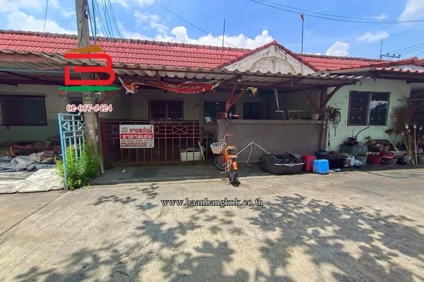 ทาวน์เฮาส์ 1 ชั้น หมู่บ้านณัฐวดี คลอง 8 เนื้อที่ 18 ตรว. ใกล้ตลาดนัดคลอง 8 ถนนรังสิต-นครนายก ตำบลลำผักกูด อำเภอธัญบุรี จังหวัดปทุมธานี