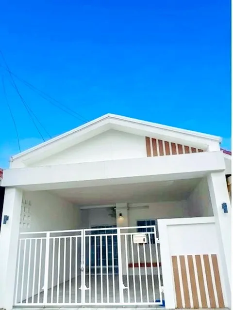 พร้อมเฟอร์ฯ เทพกระษัตรี ศรีสุนทร ใกล้โรบินสัน ถลาง 2 กม. ภูเก็ต ทาวน์เฮาส์ 2นอน 1น้ำ 100 ตร.ม. 25 ตร.วา. ถลาง และเครื่อง