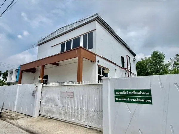 ให้เช่าด่วน โรงงานผลิตเครื่องสำอาง-อาหาร พร้อมใช้ มาตรฐาน GMP อุปกรณ์ครบ ใบอนุญาตพร้อม ทำเลลาดกระบัง ใกล้สุวรรณภูมิ