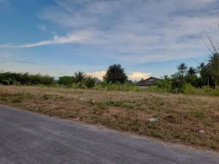ขายที่ดิน เนื้อที่ 1 ไร่ ใกล้โรงเรียนนานาชาติหัวหิ