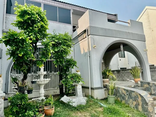 ขายบ้านเดี่ยว 2 ชั้น หมู่บ้านเมืองเอก โครงการ 1 ถนนเอกทักษิณ ซอยเอกทักษิณ 2 ตำบลหลักหก อำเภอเมืองปทุมธานี จังหวัดปทุมธาน