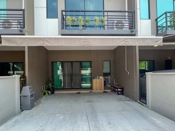 ให้เช่าทาวโฮม บ้านกลางเมืองพหลฯ- รามอินทราใกล้ Central ลาดพร้าว, Major รัชโยธิน, Central EastVilleติดถนนเทพรักษ์ใกล้รถไฟ