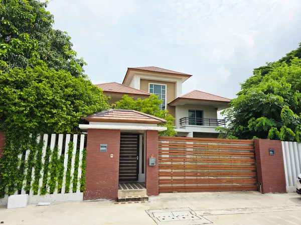ขายบ้านเดี่ยว 2 ชั้น 212 ตรว. รามคำแหง 118  | ฟังก์ชันครบ พร้อมเรือนรับรอง เหมาะสำหรับครอบครัวใหญ่หรือทำโฮมออฟฟิศ