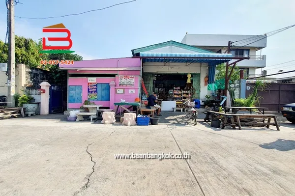 ที่ดินพร้อมบ้าน เนื้อที่ 74 ตร.ว. ซอยงามวงศ์วาน 9 แยก 11 (ใกล้โรงแรมรีเจ้นท์) ตำบลบางกระสอ อำเภอเมืองนนทบุรี นนทบุรี
