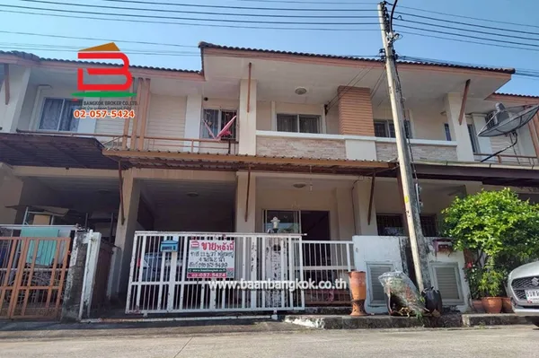 ทาวน์เฮาส์ หมู่บ้านกานดา บ้านริมคลอง 3 เนื้อที่ 22.6 ตรว. (ใกล้ห้างเซ็นทรัลมหาชัย) ถนนพระราม 2 ตำบลพันท้ายนรสิงห์ อำเภอเมืองสมุทรสาคร จังหวัดสมุทรสาคร