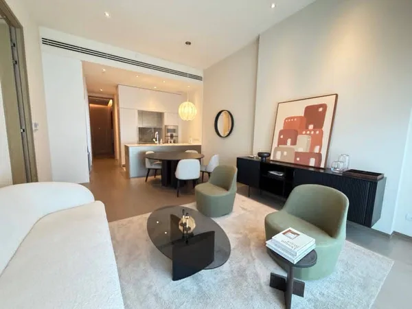 Urgent! Luxury Residence for Rent – Scope Langsuan Experience refined living in one of Bangkok’s most prestigious ultra-luxury residences, located in the heart of Langsuan, one of the city’s most excl