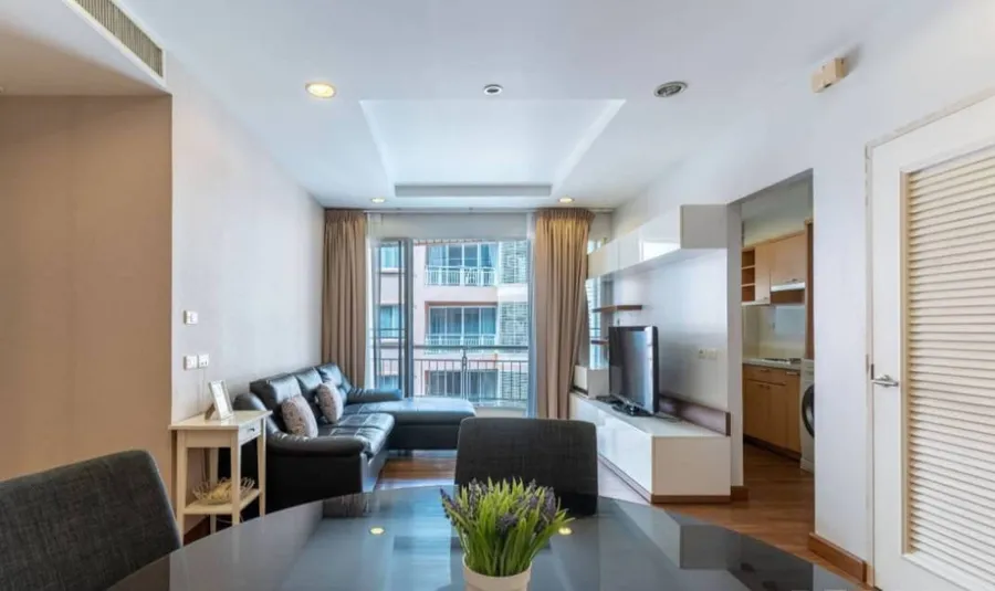 ขายคอนโด The Rise Sukhumvit 39 — 104 ตร.ม 2 ห้องนอ